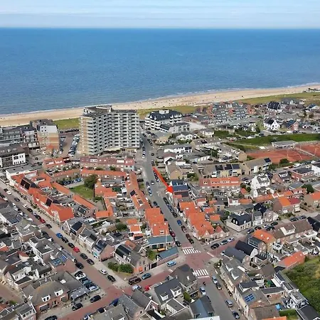 Bloei Aan Zee 180m From Sea And Center Holiday home *