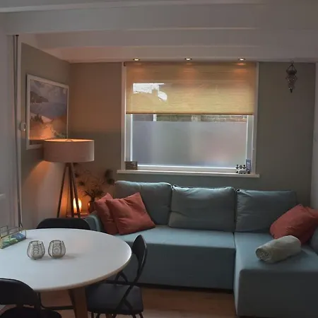 Bloei Aan Zee 200 M From Sea&center Vakantiehuis