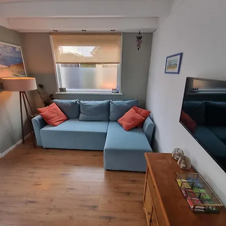 Bloei Aan Zee 200 M From Sea&center Vakantiehuis Egmond aan Zee