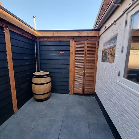 Holiday home Bloei Aan Zee 200 M From Sea And Center *