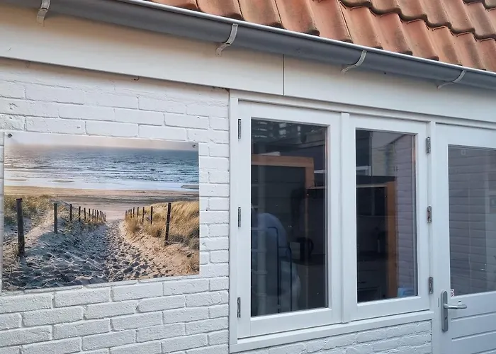 Vakantiehuis Bloei Aan Zee 200 M From Sea&center Egmond aan Zee