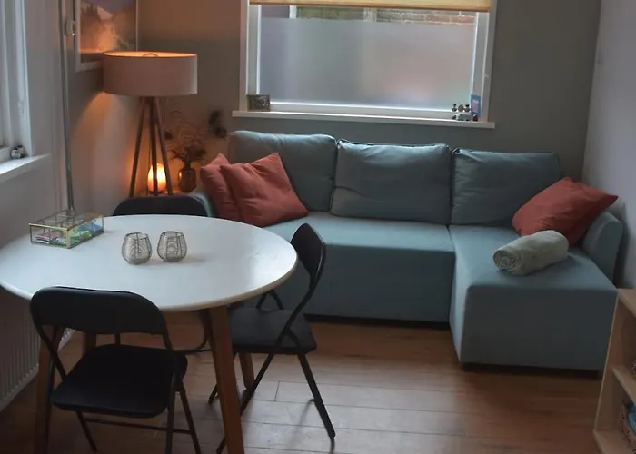 Bloei Aan Zee 200 M From Sea And Center Holiday home *